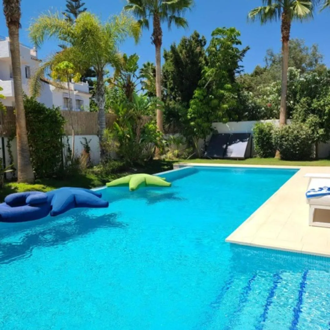 Cortijo Blanco Villa 马尔韦利亚
